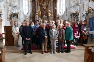 Die Rimbacher Senioren in der Wallfahrtskirche in Loh
